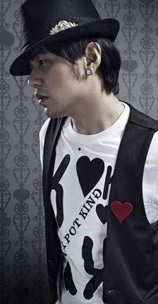 我喜欢的明星周杰伦,音乐传奇，青春记忆的旋律守护者